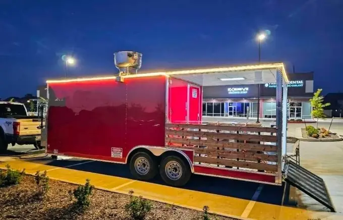 2024 Food truck/trailer 22' w/porch
