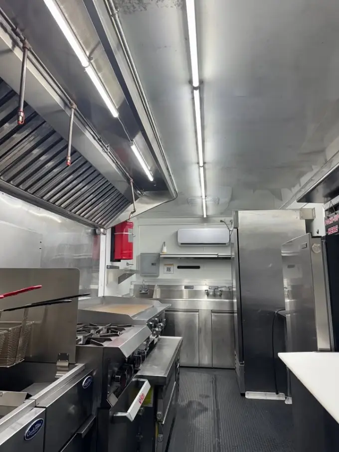 2022 FOOD TRAILER 16FT
