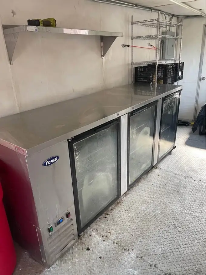 Food trailer 28’ with fire suppression for sale