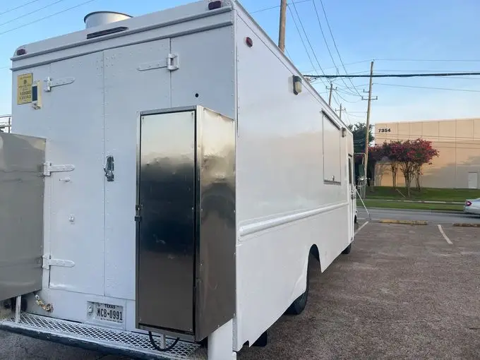 1997 CHEVY P30